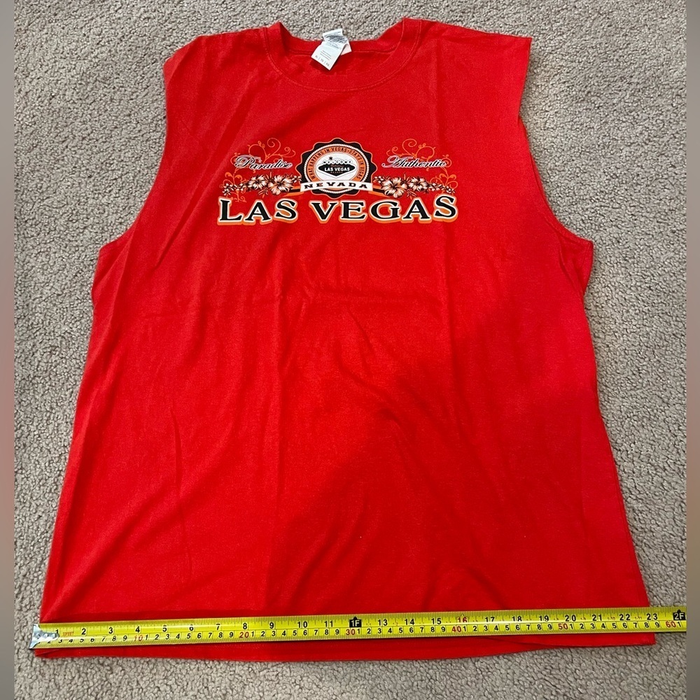 Men's GILDAN ultra cotton LAS Vegas red sleeveless tee - Picture 5 of 7